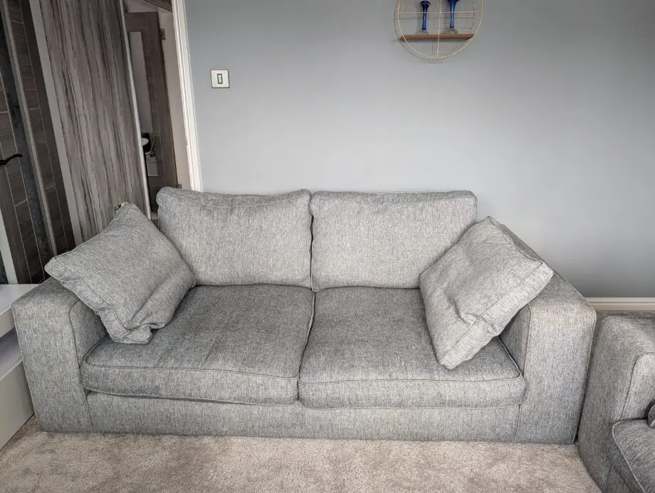 Beautiful and in great condition. Most comfortable sofa ever.