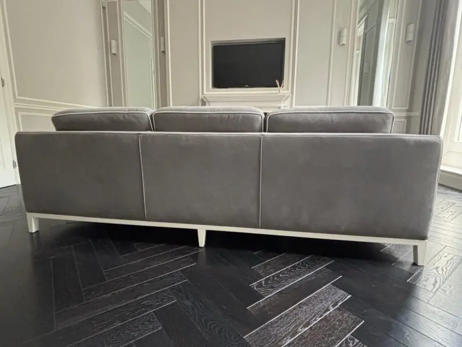 High quality Bespoke “B&B Italia-style” sofa MADE IN ITALY in Elephant Grey