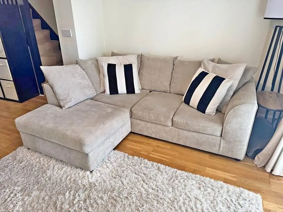 4 Seater Corner Sofa – Deep Seats, Premium Upholstery, UK Delivery Available