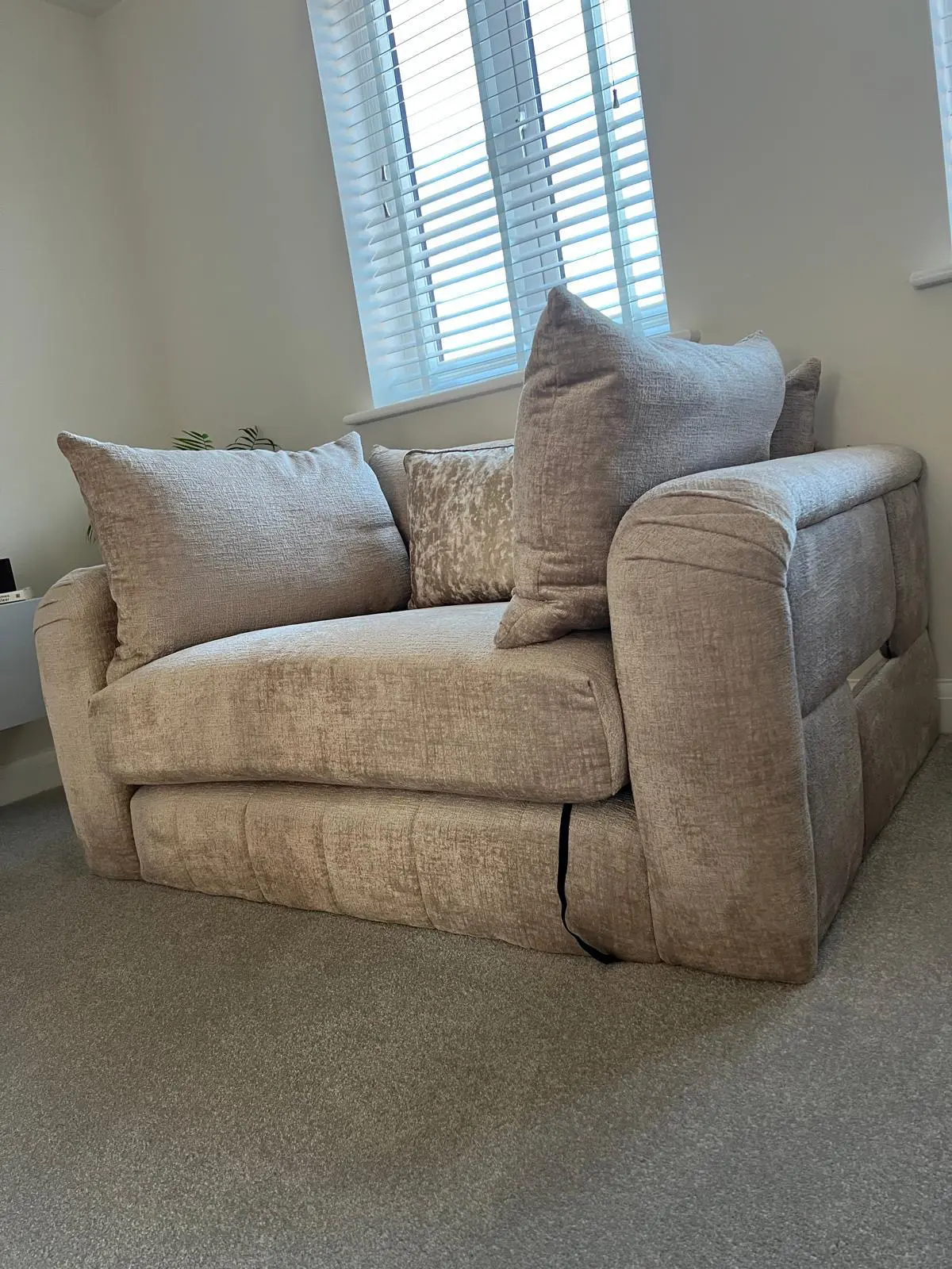 The Westwood - Loveseat