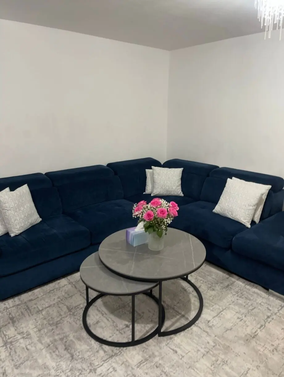 L corner sofa