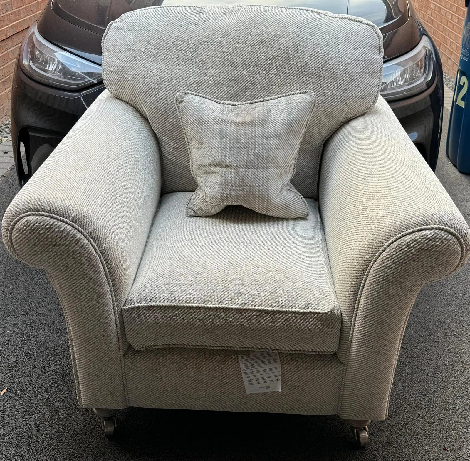 DFS Morland Country Living 3 piece sofa suite in Plain fabric RRP £3979