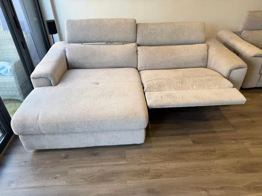 Large Grey Nicolleti Figaro Chaise Power Recliner