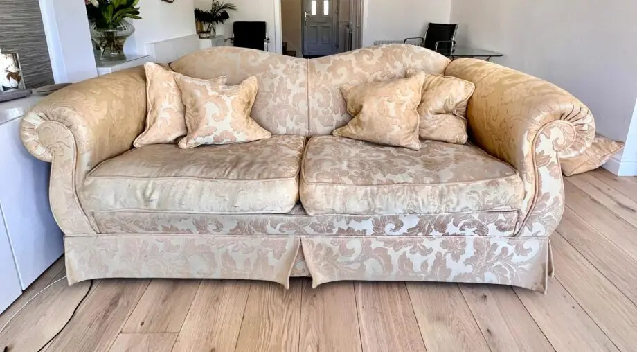 Classic Peter Guild Sofas – Quality British Upholstery