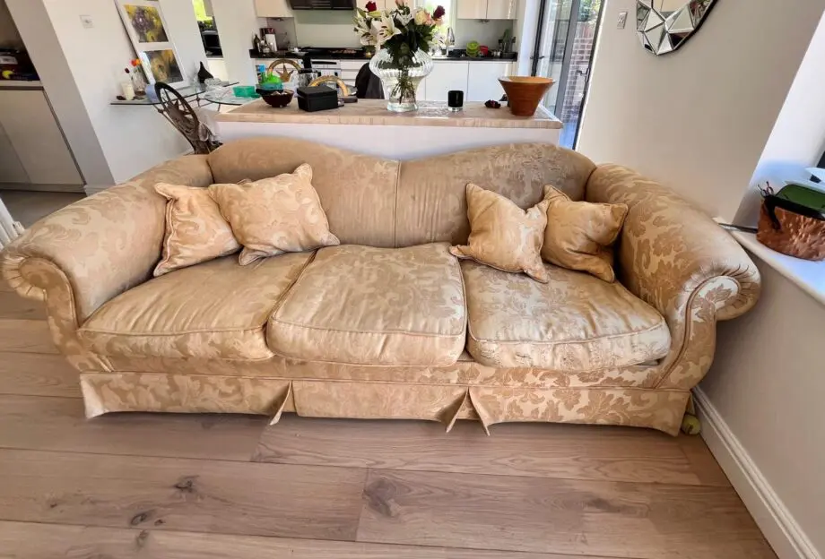 Classic Peter Guild Sofas – Quality British Upholstery