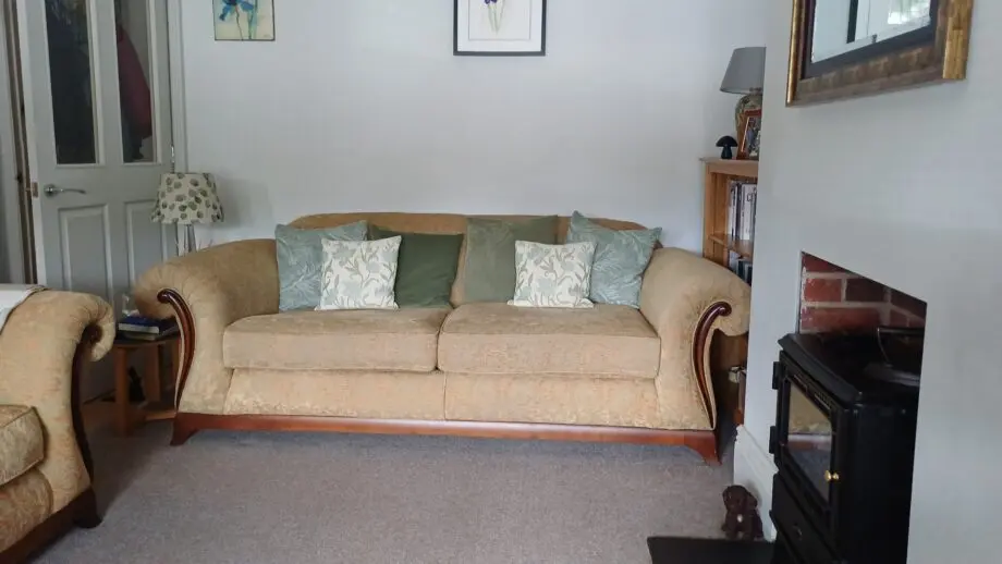 Elegant and Traditional Gold/Green Settees from DFS