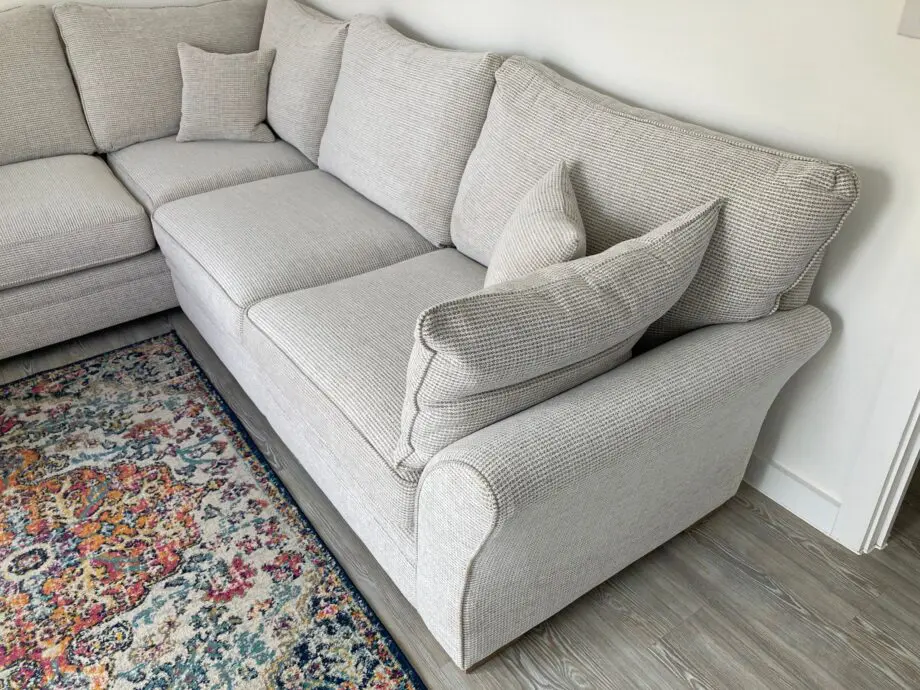 Eve Corner Sofa by Lucas Furniture – Right Hand Facing, Like New, RRP £2,749