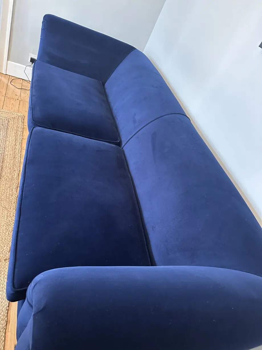Distinctive Chesterfield made in UK blue velvet 4 seater sofa