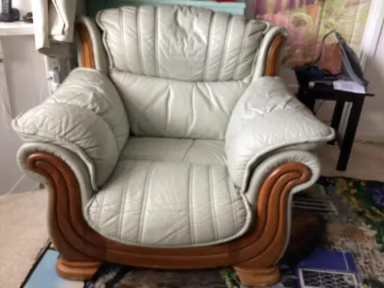 Leather 2seeter sofa and matching arm chair