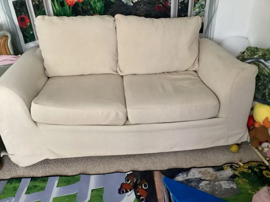 2seeter fabic sofa