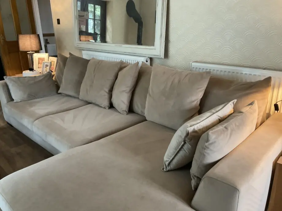 Right hand chaise end sofa