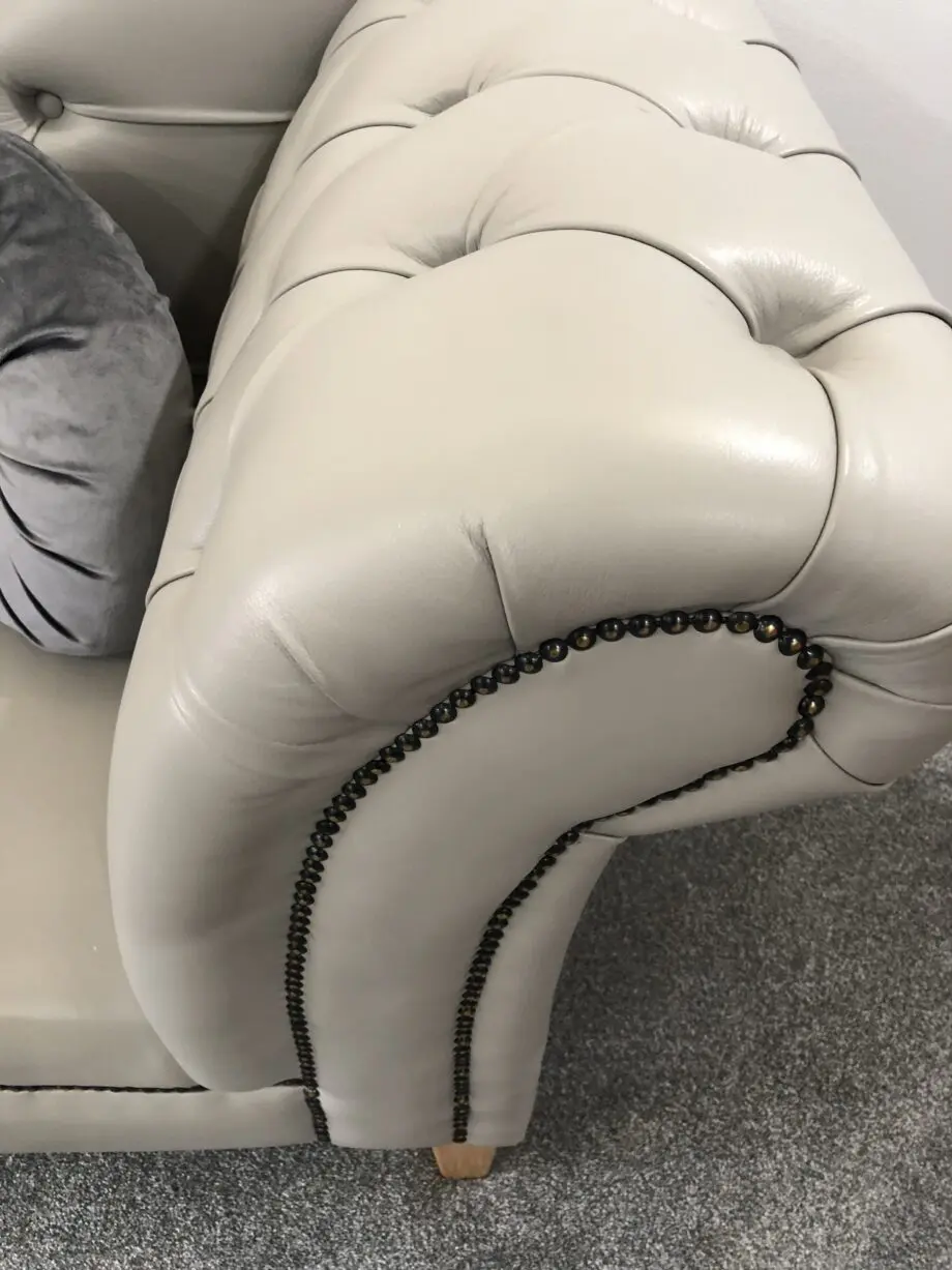 100% Genuine Leather Chaise Longue