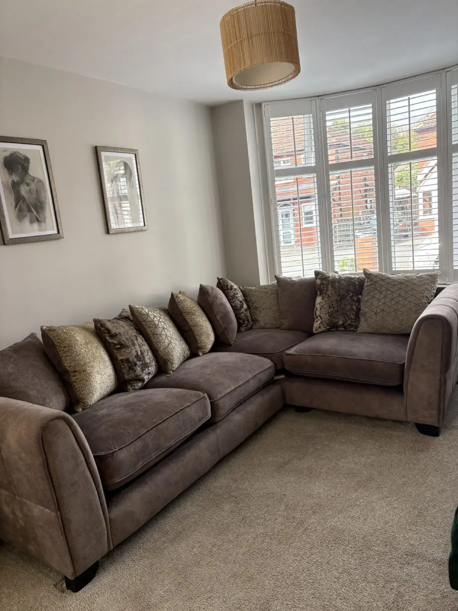 Fabric corner sofa