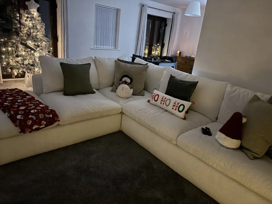 Dfs - Airee sofa - white