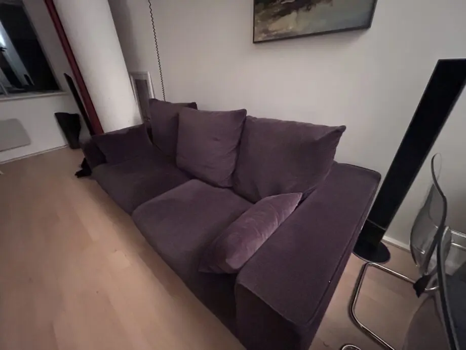 Excellent solution for a large room - used but looks good and rare size and comfort