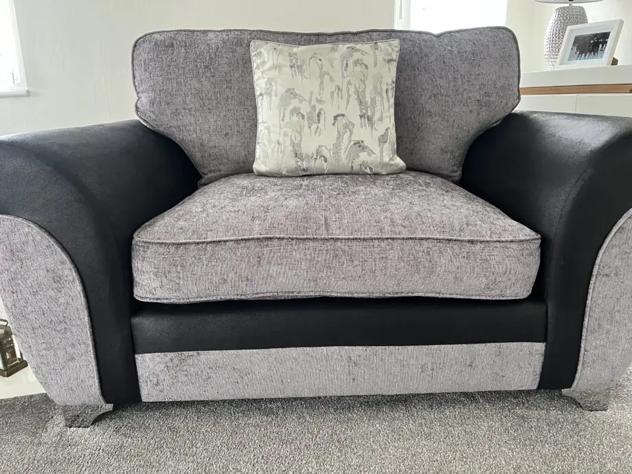 SCS Kadie 3 seater sofa and cuddle chair.