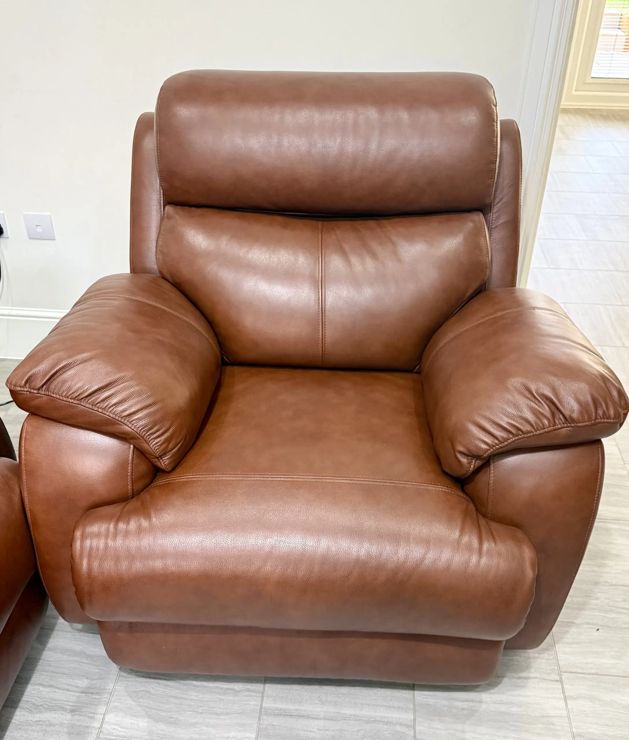 Grayson GRAYSON 3 + 1 SEATER DOUBLE POWER RECLINER CAT 60/07 BUTTERSCOTCH