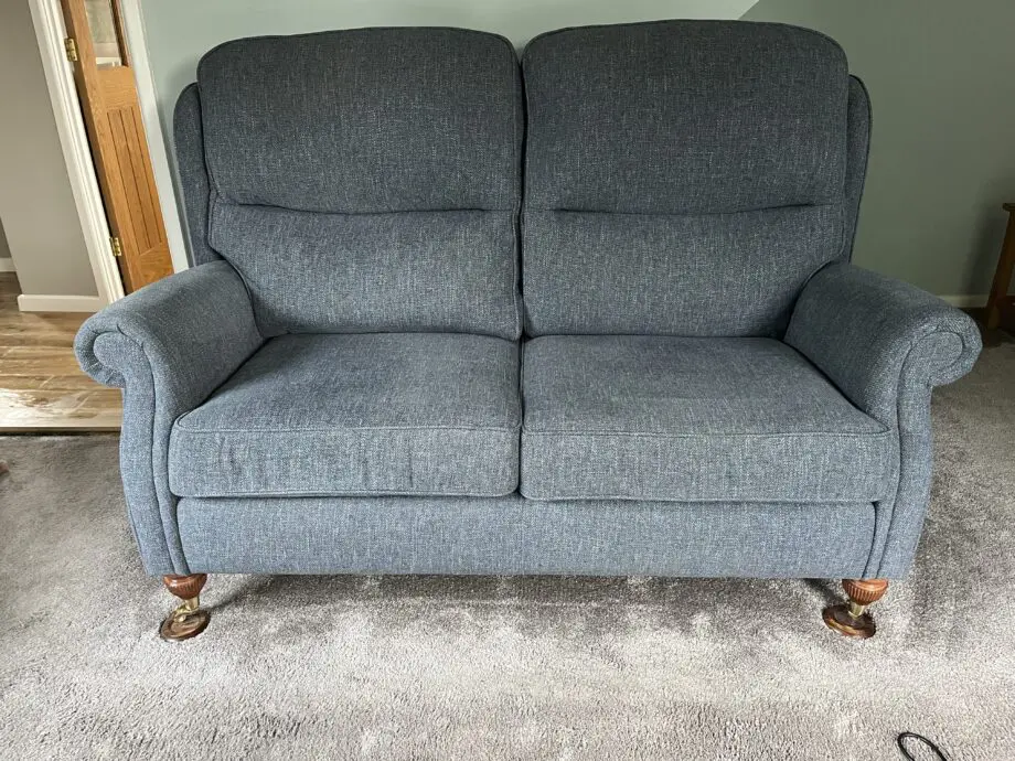HSL Burrows Classic - Legged v2 Standard 2.5 Seater Sofa Pisa Ocean (Blue)