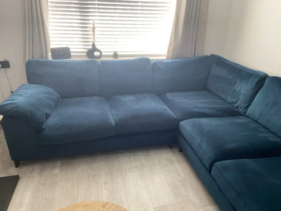 DFS Euphoria Velvet 2 Corner 2