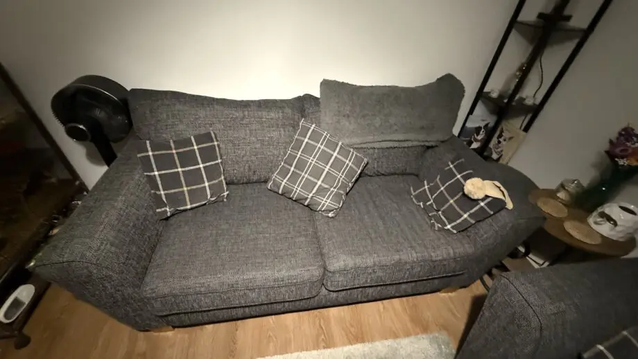 Scs 2 seater sofa