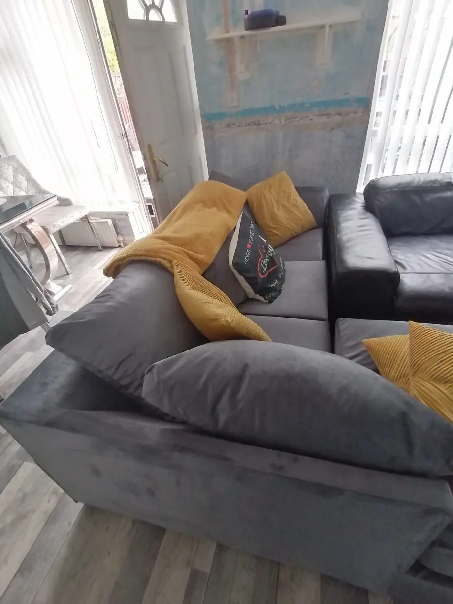 Grey corner settee brand new