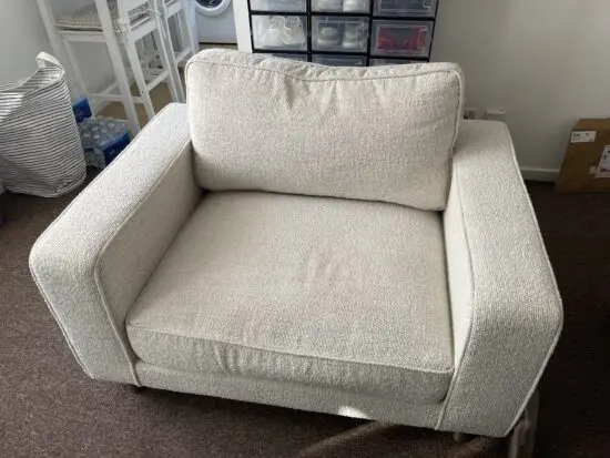 Soho Bouclé Loveseat sofa - Ivory