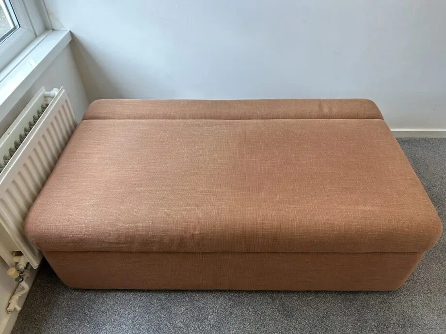 Loaf Terracotta Linen Bed in a Bun