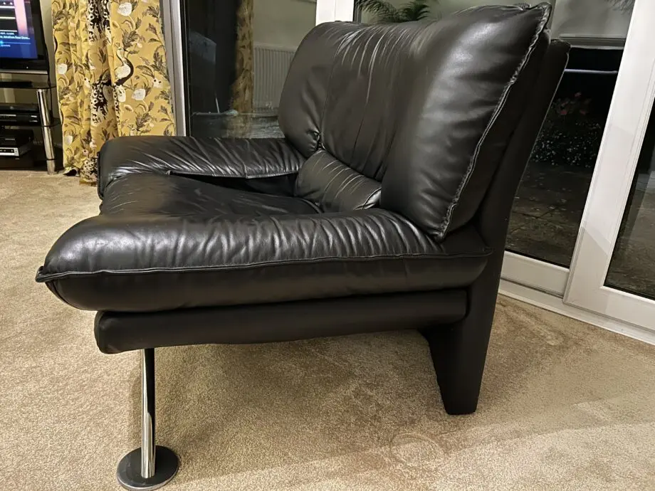 DFS Vintage Nicoletti Italian stylish chair Black leather with curved chrome legs