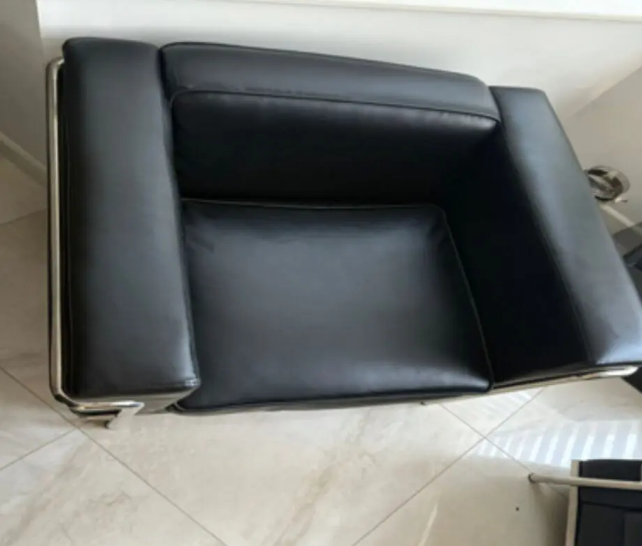 Black Cassina LC2 Armchair in the style of Le Corbusier