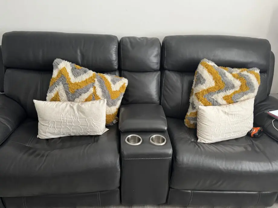Recliner sofas from dfs,