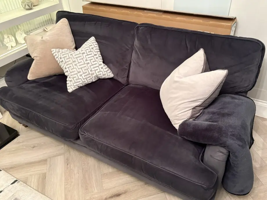 Sofa workshop Navy Blue velvet sofa