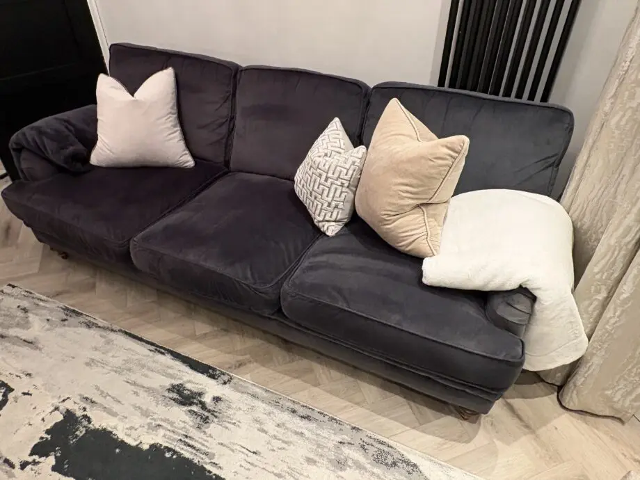 Sofa workshop Navy Blue velvet sofa