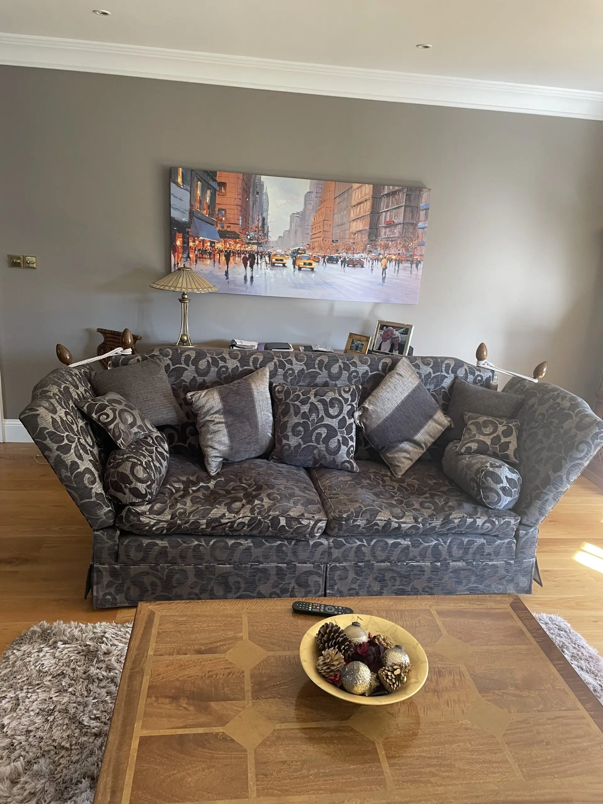 Barker and Stonehouse knole 3 piece settee