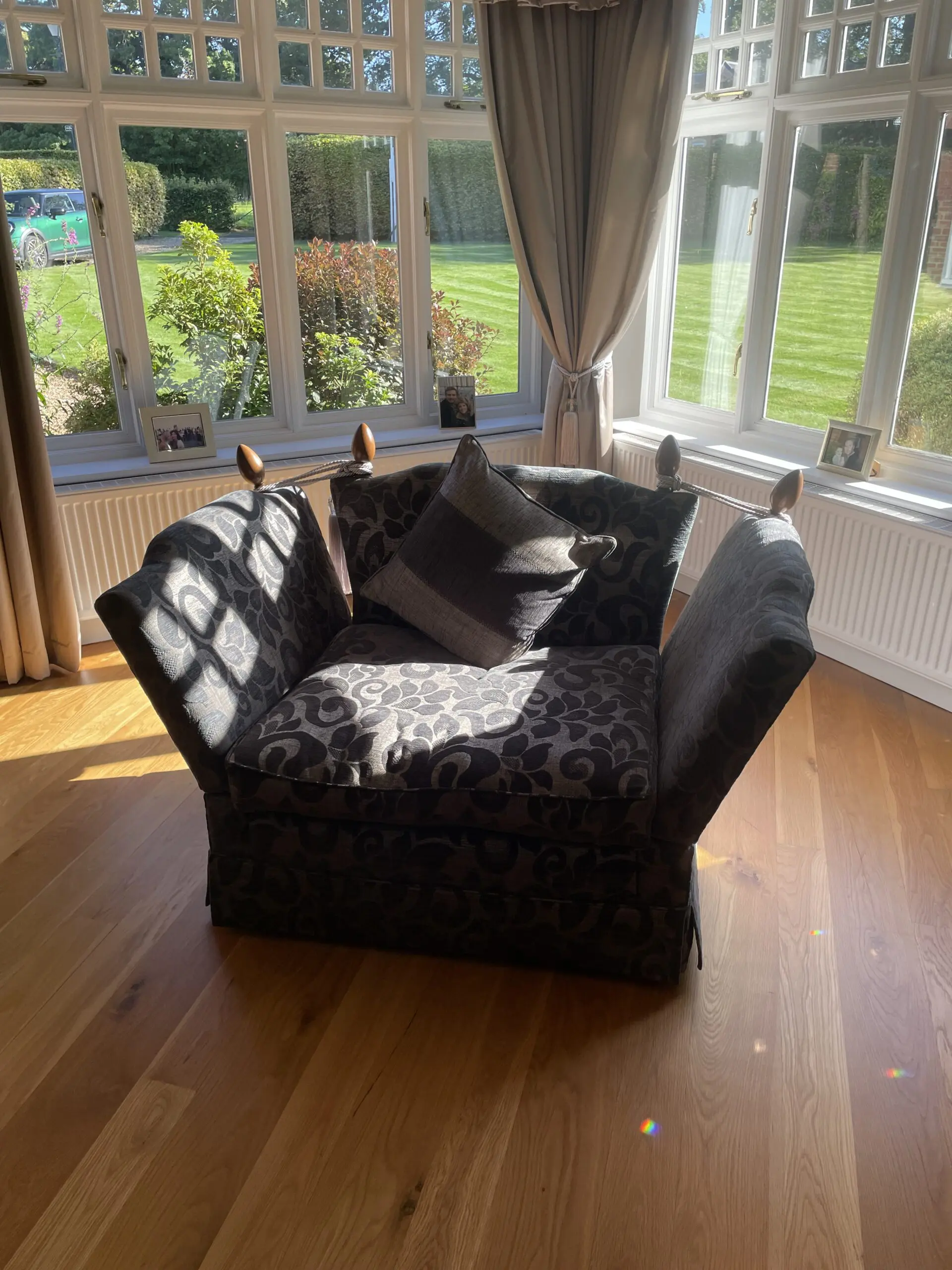 Barker and Stonehouse knole 3 piece settee