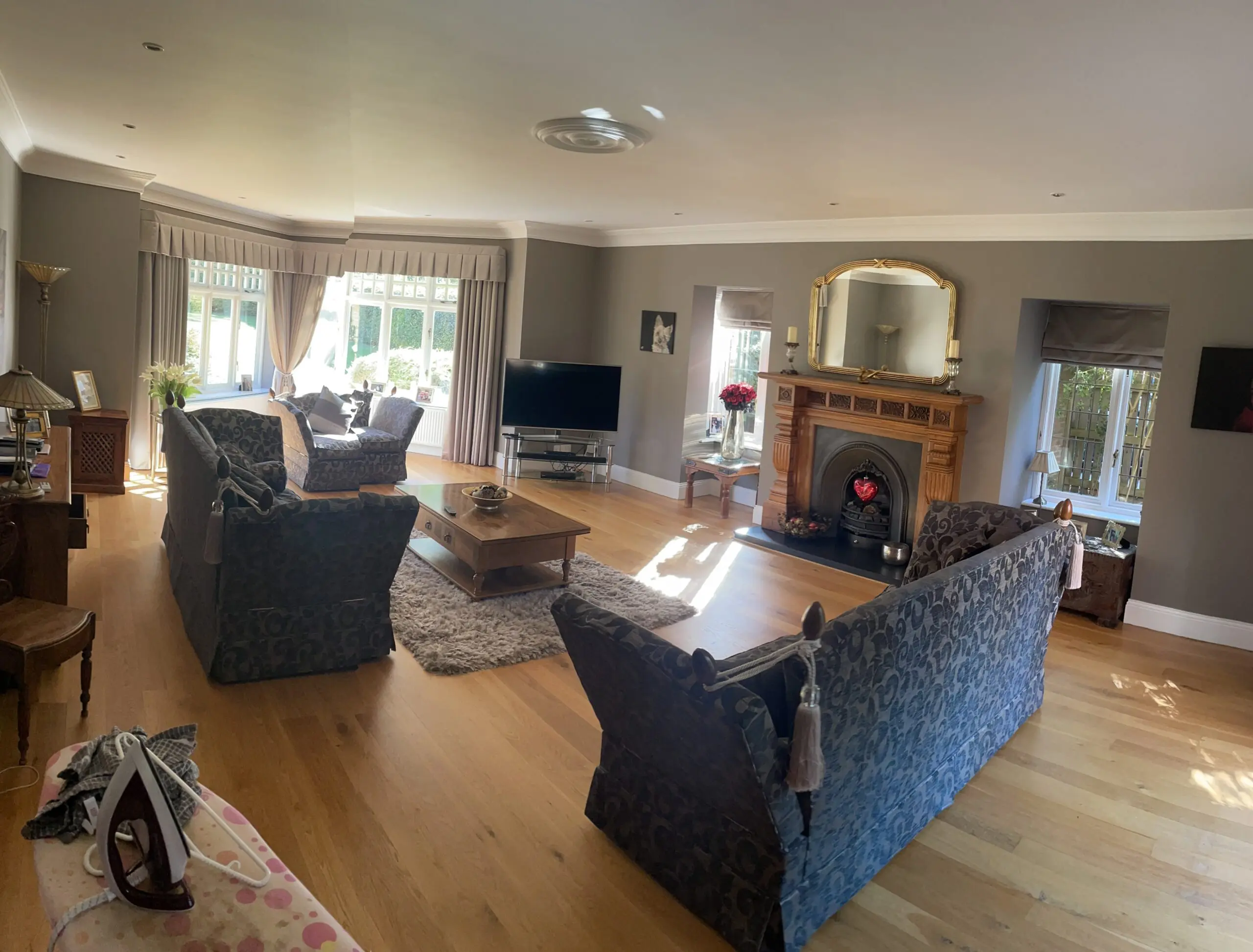 Barker and Stonehouse knole 3 piece settee