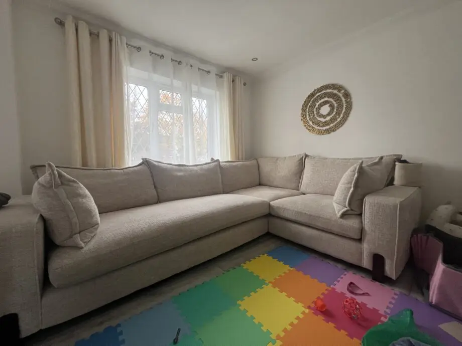 DFS Cream Lorenza 3 Corner 3