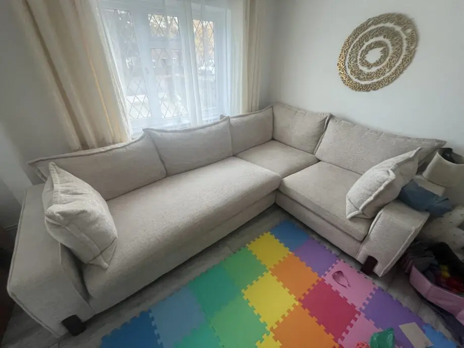 DFS Cream Lorenza 3 Corner 3