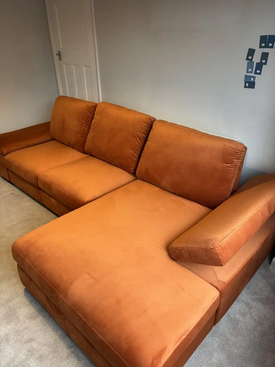 BRAND NEW SCS Savazza 4 Seater Corner Sofa in Ontano Orange Velvet