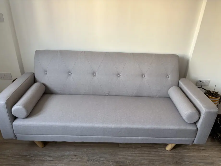 Brand Yaheetech - Grey comfortable sofa - 1 year old
