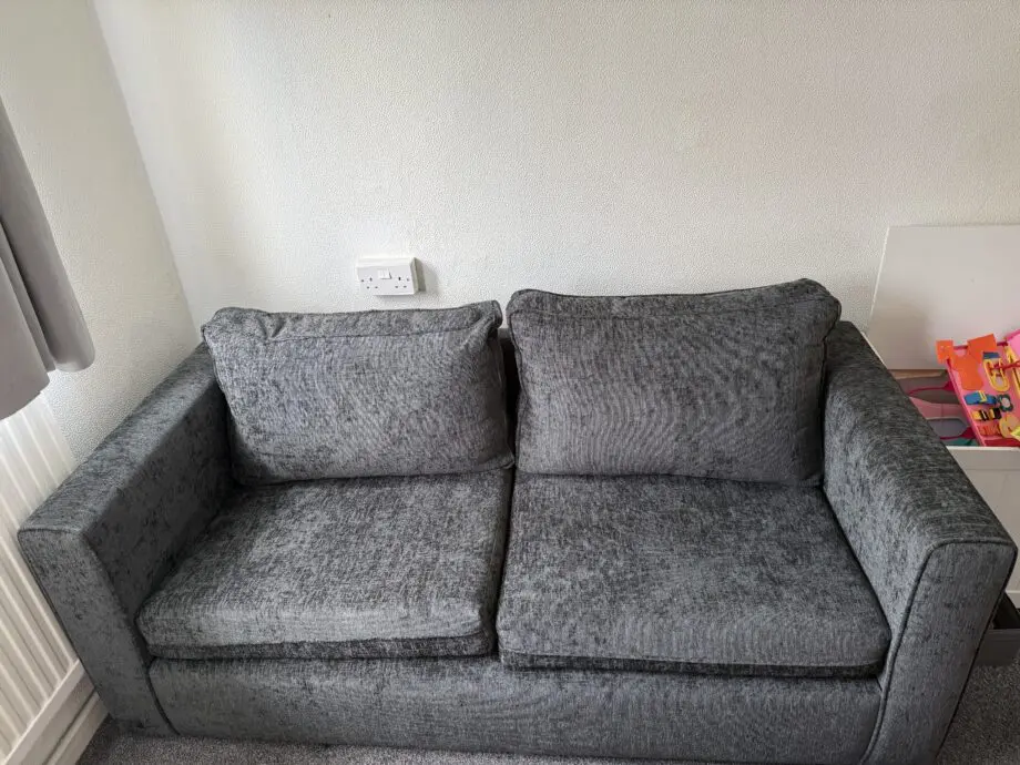 Brand New 3-Seater Grey Fabric Sofa – SE15 Collection Only