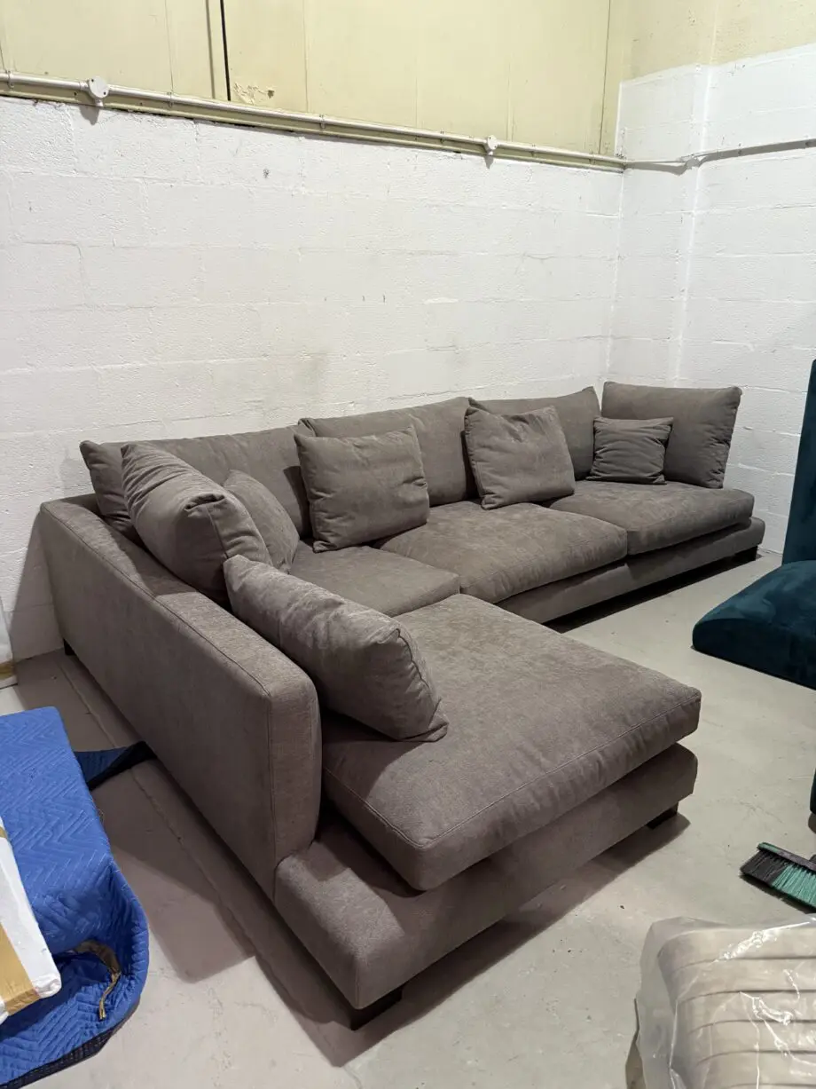 Camerich corner sofa in grey