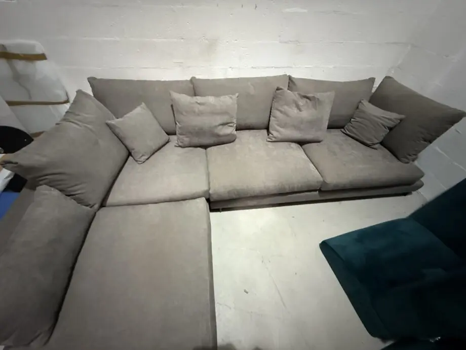 Camerich corner sofa in grey