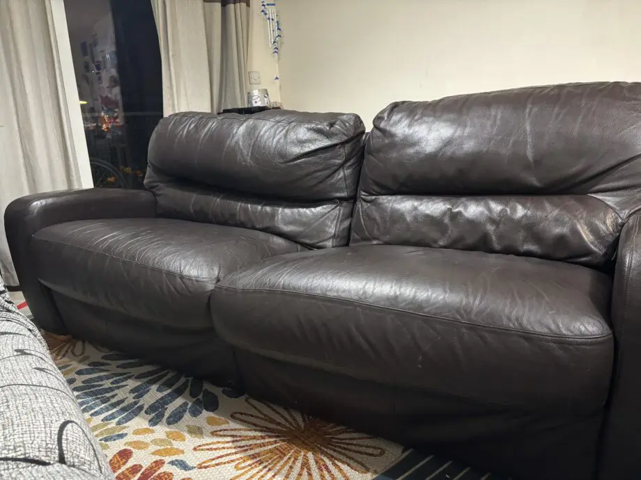 4 seater comfy sofa in good condition