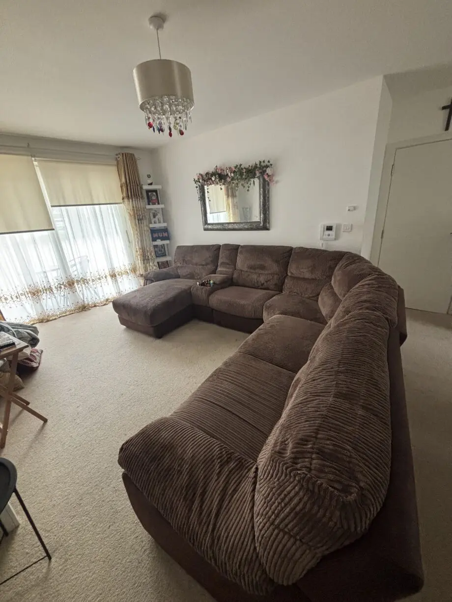 L-Shaped Corner Sofa with Two Recliners – Detachable Sections