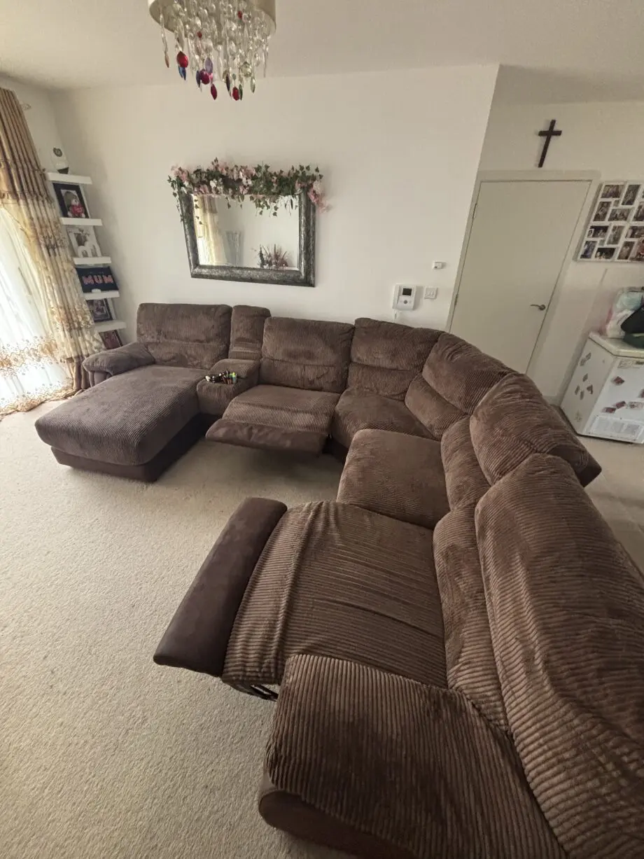 L-Shaped Corner Sofa with Two Recliners – Detachable Sections