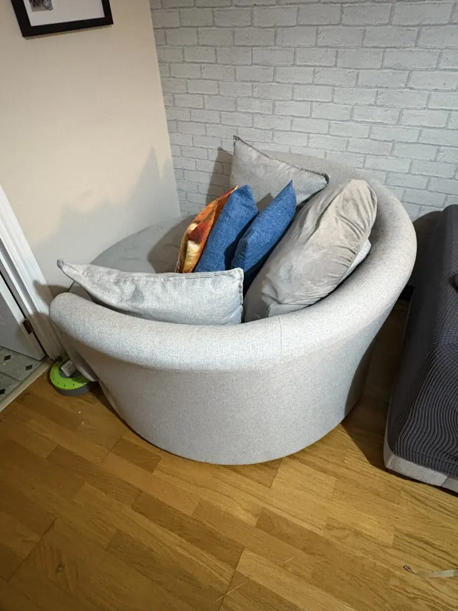 DFS Layla Large Swivel Chair