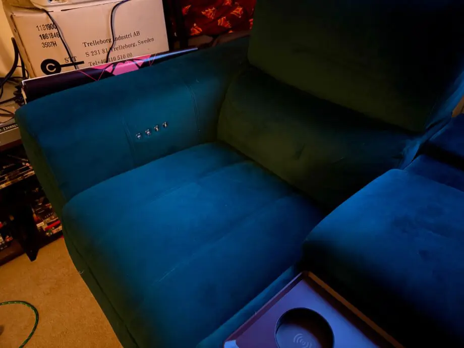Showcase Express 2 Seat Cinema Power Recliner with Console