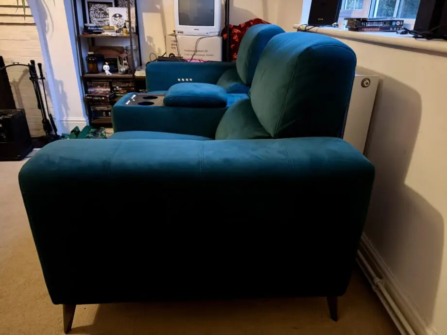 Showcase Express 2 Seat Cinema Power Recliner with Console