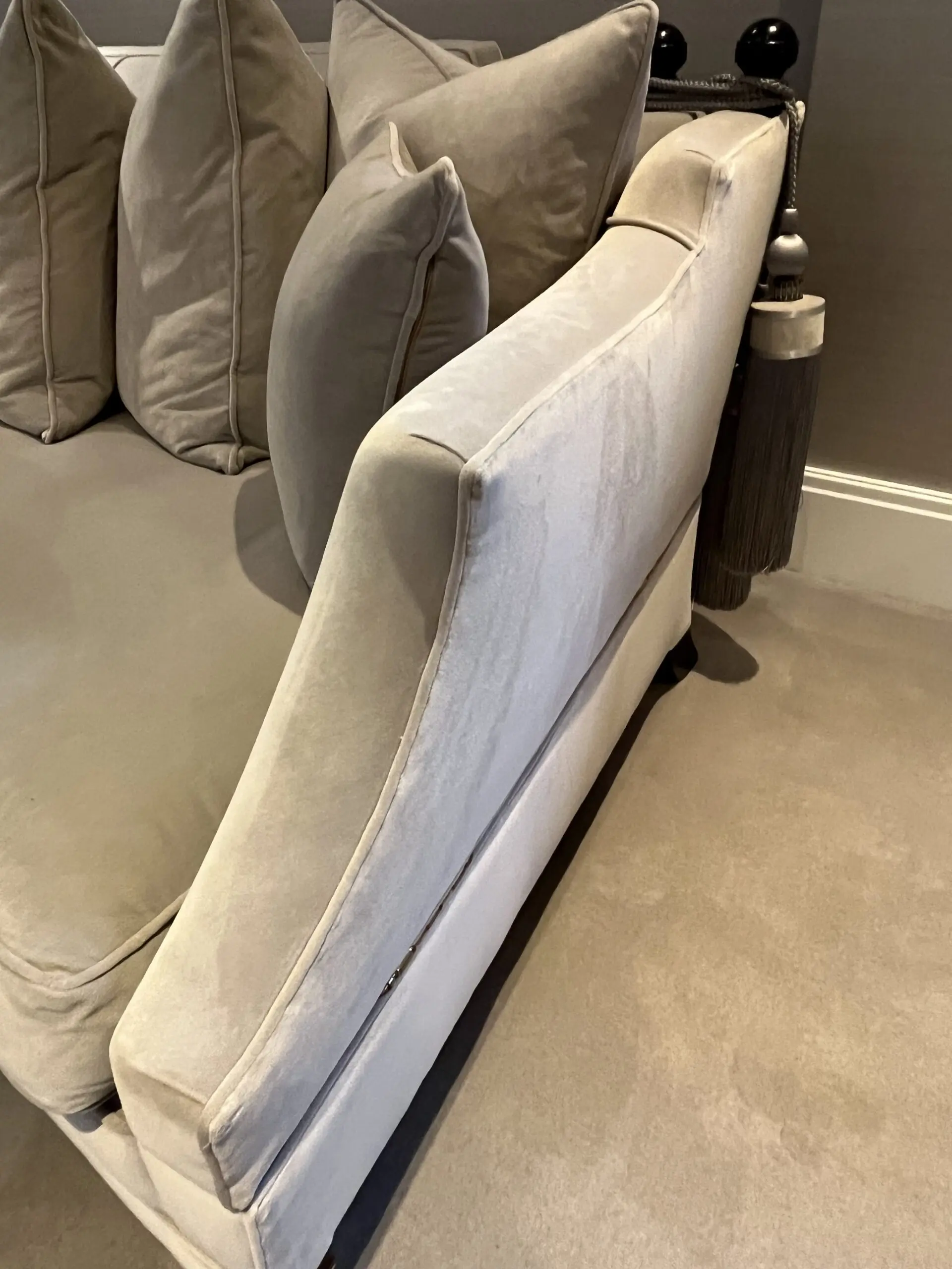 Duresta Hornblower 3 seater sofa in Grey