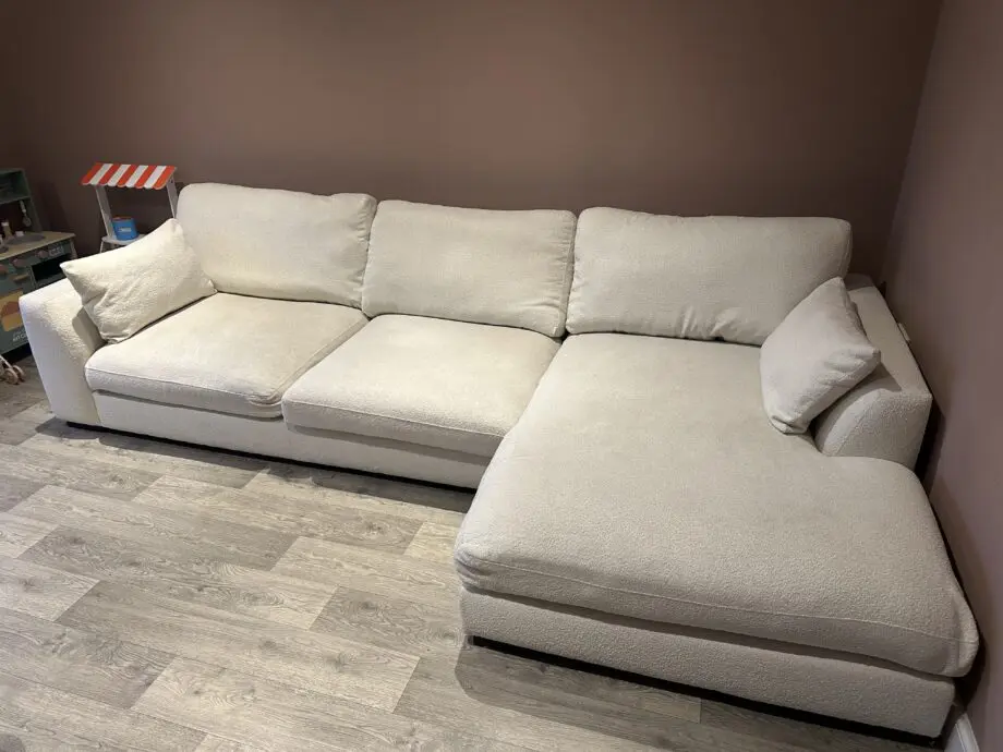 DFS Calix corner boucle sofa